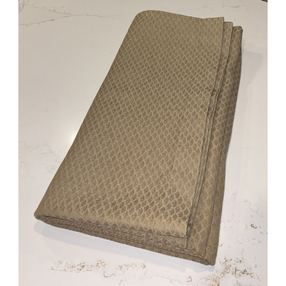SDH Ygale Elegant Jacquard Weave Scalloped Texture 100% Cotton Queen Coverlet